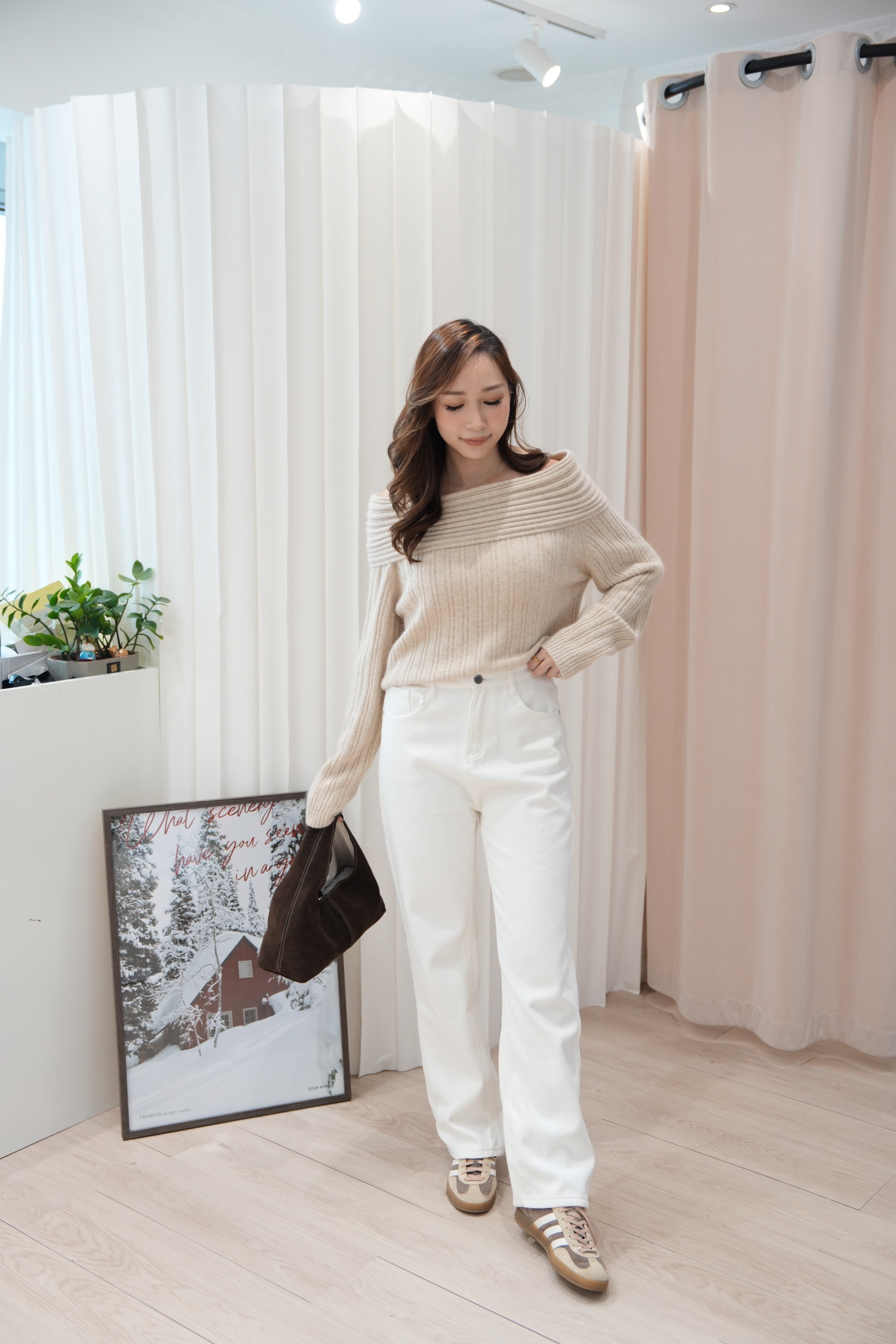 【KR】Luxe Wool Blend Off-Shoulder Top