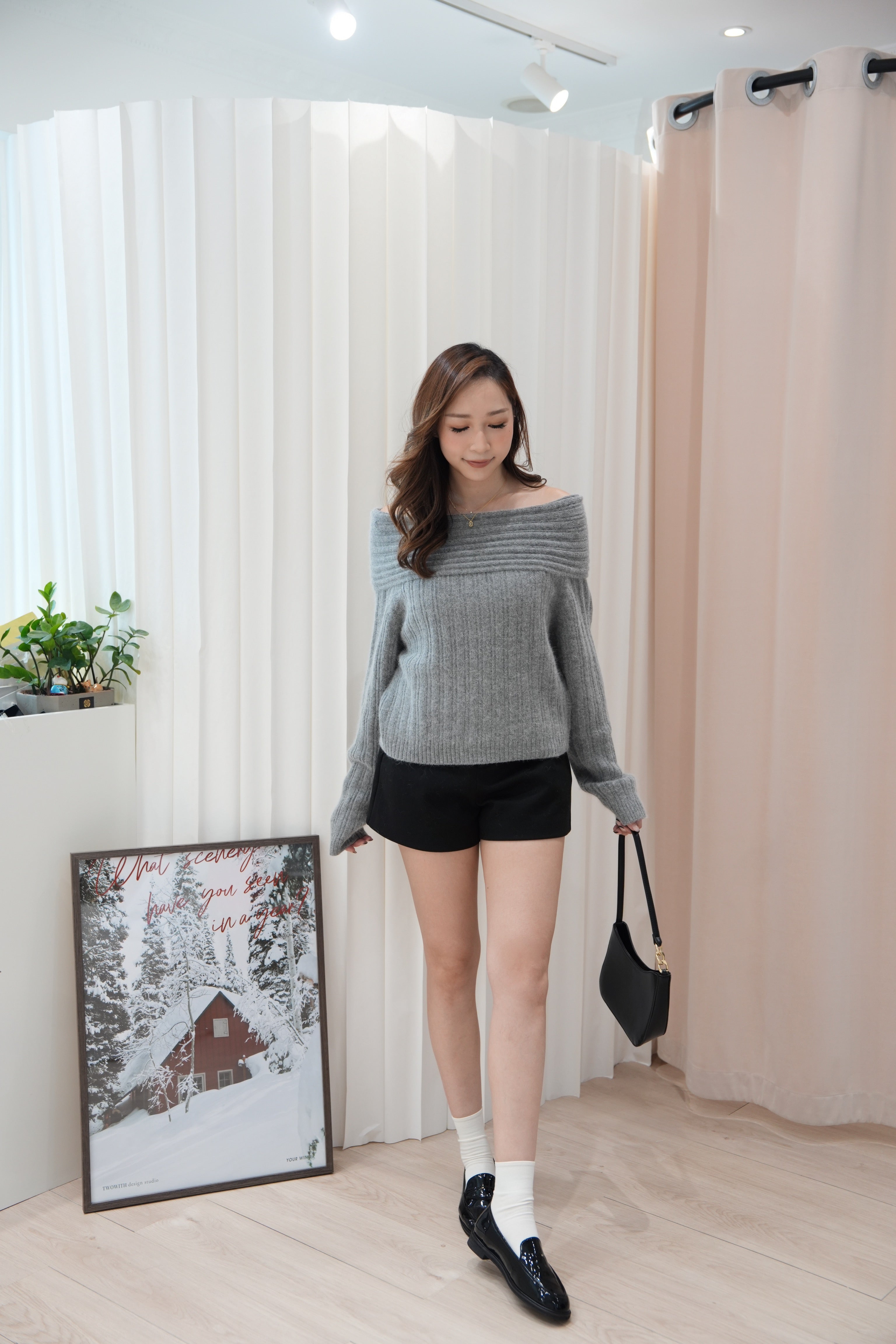 【KR】Luxe Wool Blend Off-Shoulder Top