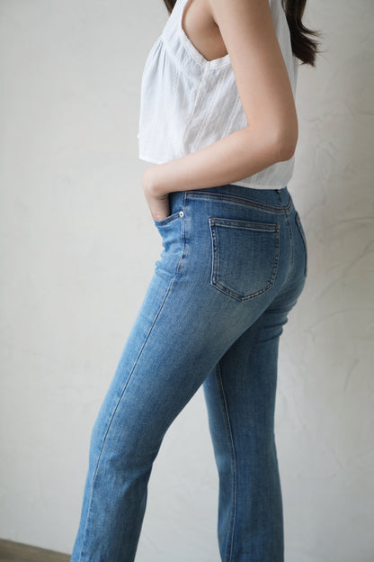 Premium Cloud Soft High-Waist Flare Jeans