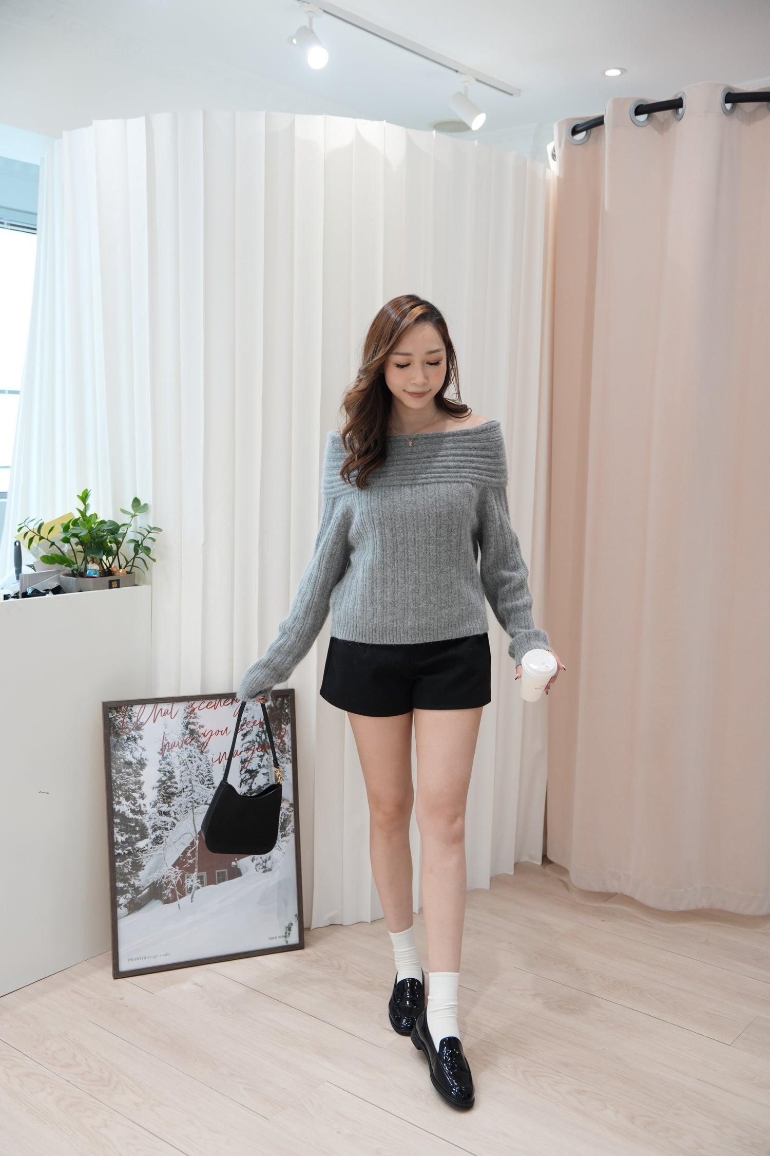 【KR】Luxe Wool Blend Off-Shoulder Top